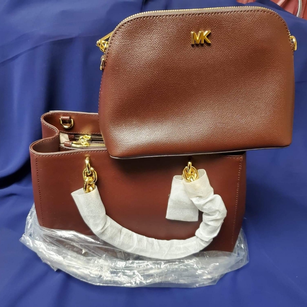 Micheal Kors purse and large wallet